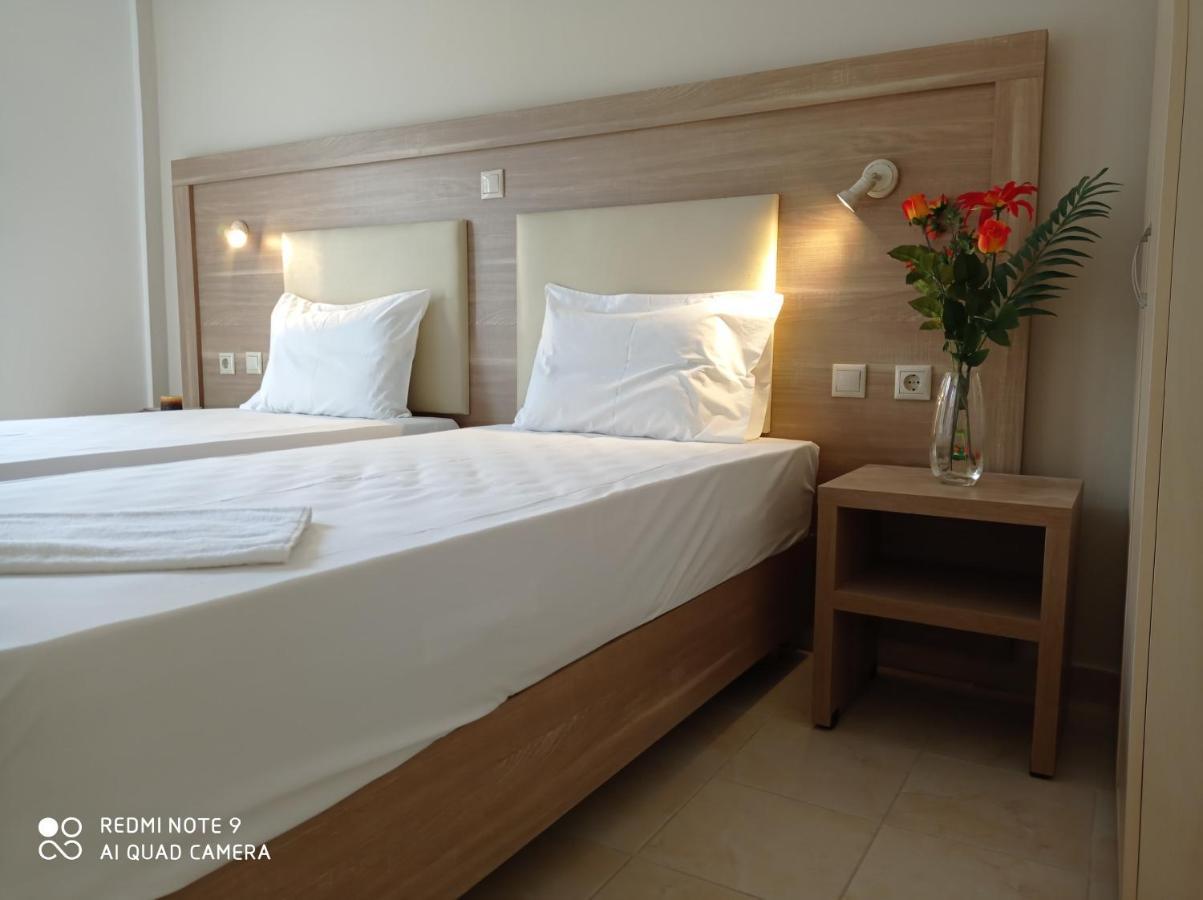 Kelly Apartments Ipsos Luaran gambar