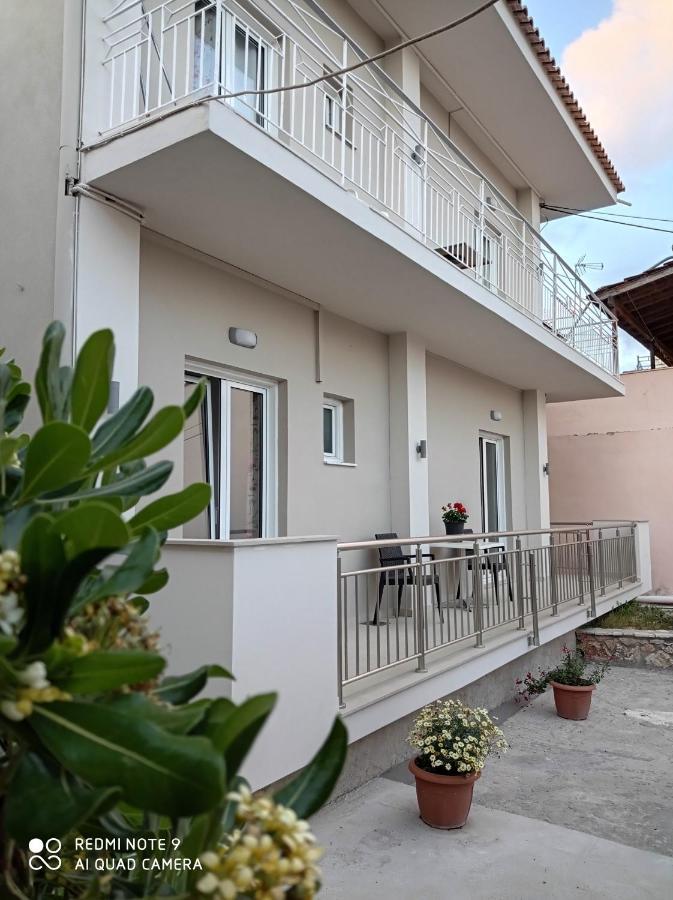 Kelly Apartments Ipsos Luaran gambar